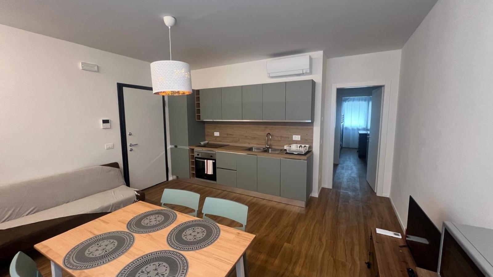 Vive Apartments Visit Veneto Express Кастелфранко Венето Екстериор снимка